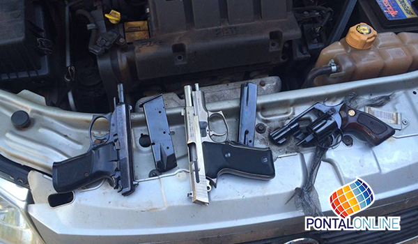 P. M. Rodoviária apreende armas e munições na MG-255