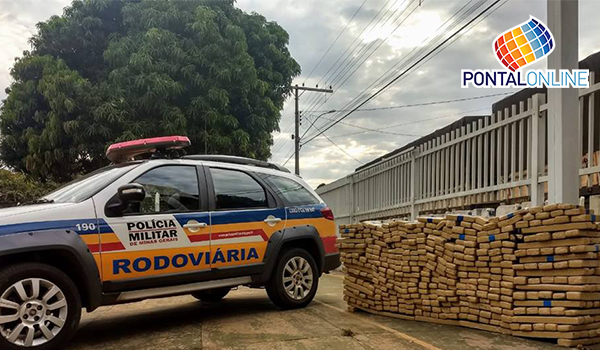 Polícia apreende carga de maconha na MG-255