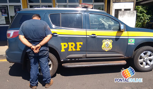 Homem é preso após ser abordado pela P.R.F.