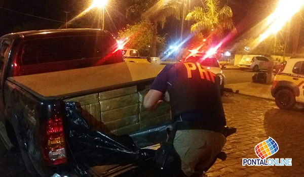 Polícia apreende caminhonete  carregada com drogas