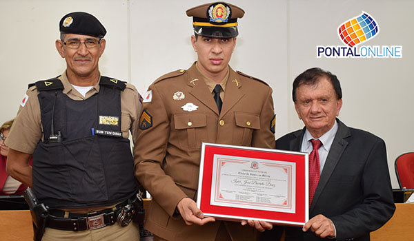 Militar recebe diploma de Honra ao Mérito