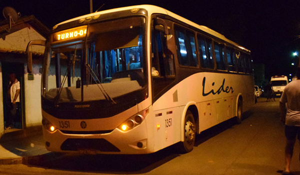 Funcionário de usina é executado a tiros dentro de ônibus na cidade de Conceição das Alagoas