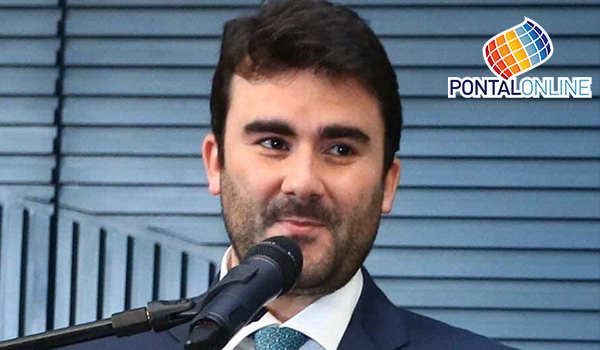 Morre ex-deputado Caio Nárcio aos 33 anos com covid-19