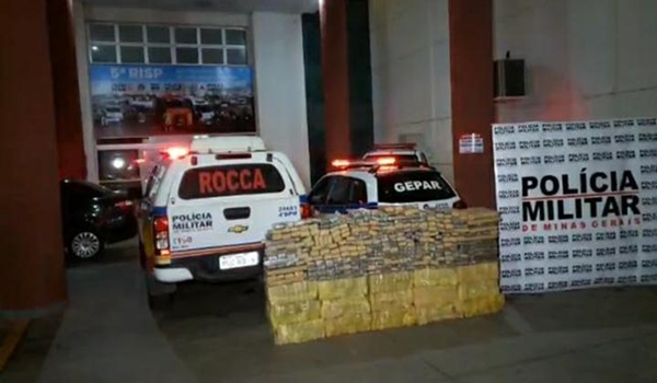 Grupo especializado da polícia prende quadrilha com mais de meia tonelada de drogas no São Geraldo