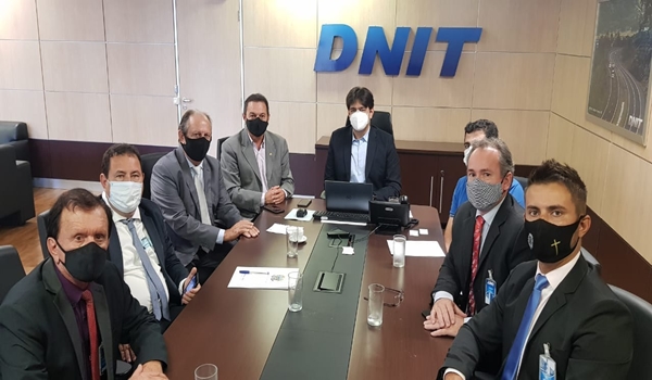 BR-364 – VEREADORES DE FRUTAL REÚNEM COM A DIRETORIA EXECUTIVA DO DNIT EM BRASÍLIA 