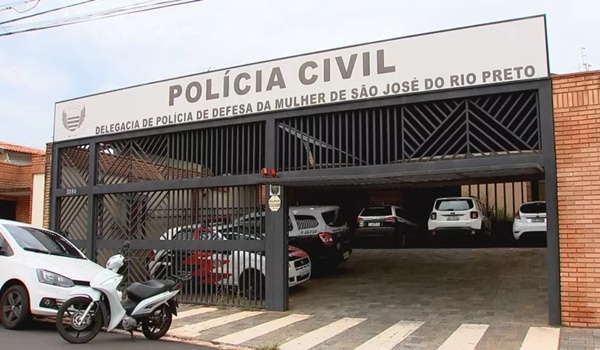 CASAL É ESFAQUEADO POR EX-COMPANHEIRO DA MULHER AO SAIR DE IGREJA EM RIO PRETO