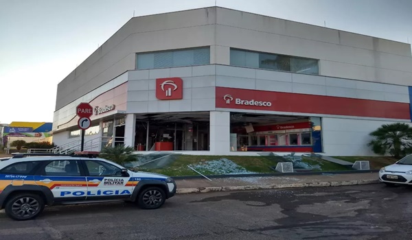 AGÊNCIA DO BANCO BRADESCO É ALVO DE CRIMINOSOS EM UBERLÂNDIA