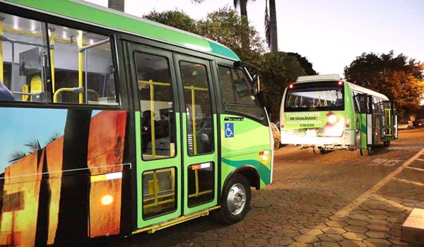 UM NOVO TRANSPORTE PÚBLICO COMEÇA A FUNCIONAR EM FRUTAL