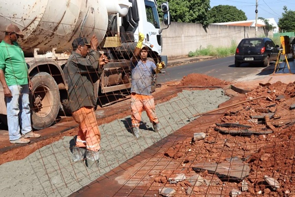 PREFEITURA CONSTRÓI MAIS BACIAS COLETORAS DAS ÁGUAS DA CHUVA