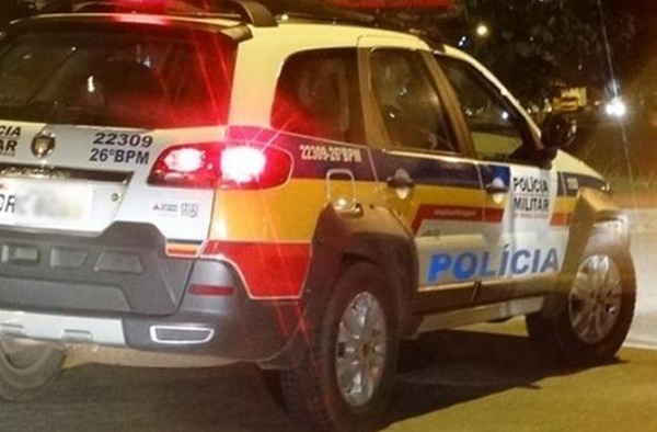 POLÍCIA MILITAR REGISTRA TENTATIVA DE ROUBO A PROPRIETÁRIA DE UMA PADARIA NO BAIRRO IPÊ AMARELO. DEVIDO O GRITO DO FILHO DA VÍTIMA, O LADRÃO FUGIU SEM LEVAR NADA