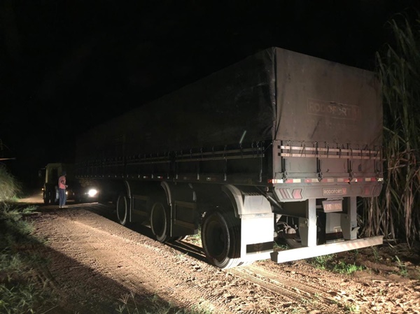 CARRETA ROUBADA É LOCALIZADA EM CAMPO FLORIDO