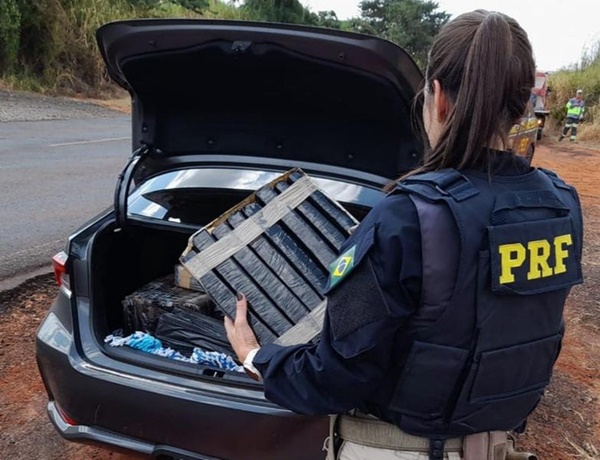 CASAL É PRESO COM 235 KG DE MACONHA NA BR-153