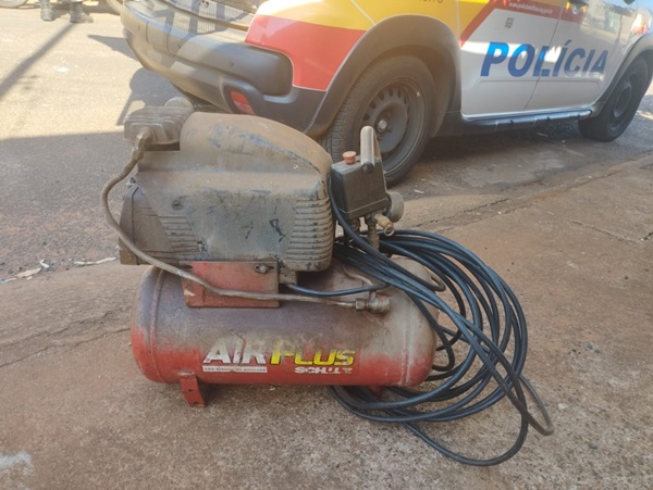 POLÍCIA MILITAR LOCALIZA EQUIPAMENTO FURTADO EM RESIDÊNCIA DE FRUTAL