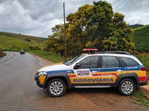MOTORISTA É DETIDO COM SINTOMAS DE EMBRIAGUEZ NA RODOVIA QUE LIGA FRUTAL A PIRAJUBA