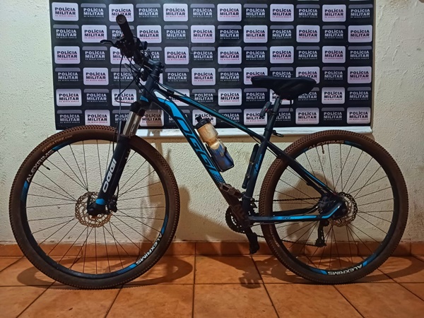 BICICLETAS E PARTE DOS PRODUTOS FURTADOS DE RESIDÊNCIA EM FRUTAL SÃO RECUPERADOS PELA POLÍCIA MILITAR