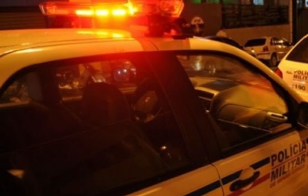 ADOLESCENTE É APREENDIDO SUSPEITO DE FURTAR RESIDÊNCIA NO BAIRRO FRUTAL 2