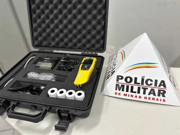 POLÍCIA MILITAR DE FRUTAL RECEBE NOVOS EQUIPAMENTOS “ETILÔMETRO” PARA INTENSIFICAR OPERAÇÕES DE TRÂNSITO