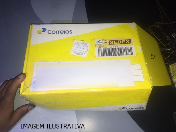 JOVEM É PRESO SUSPEITO DE TRÁFICO DE DROGAS APÓS RECEBER PACOTE COM MACONHA PELOS CORREIOS