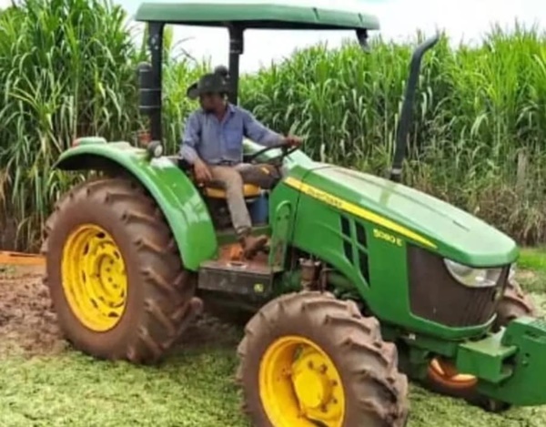 CRIMINOSOS ROUBAM DOIS TRATORES EM FAZENDA DE FRUTAL