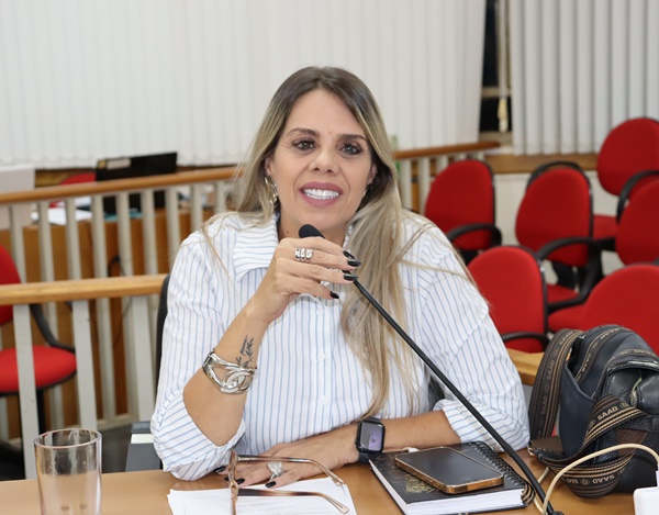 JULIENE SUGERE DENOMINAÇÃO DE LOGRADOURO PÚBLICO 