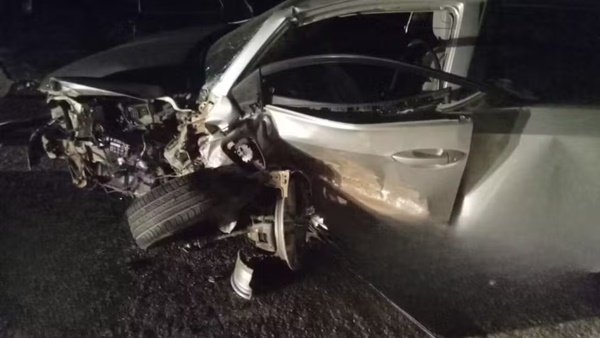 PASSAGEIRO FICA FERIDO EM ACIDENTE ENTRE DOIS CARROS NA LGM-740, EM LAGOA GRANDE