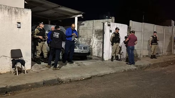 PAI MATA O FILHO DE 5 ANOS EM UBERLÂNDIA