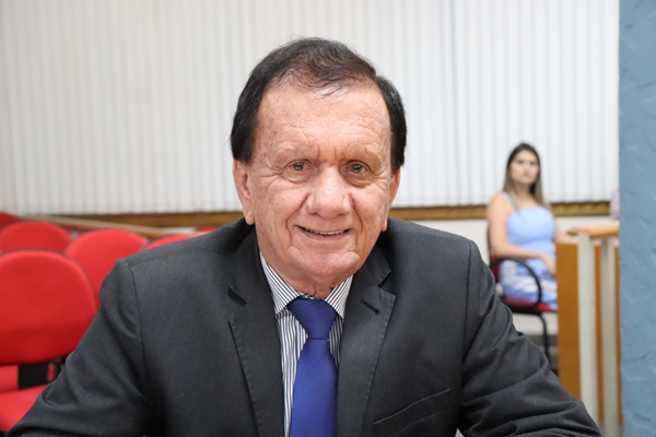 CRIAÇÃO DE PROJETO “LIBRAS PARA TODOS” É SUGERIDA EM INDICAÇÃO DO VEREADOR ZIZI 