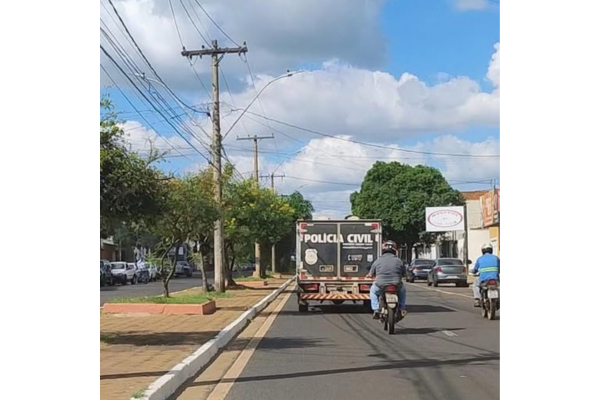 ALUNA DO 9º ANO É MORTA POR COLEGA DENTRO DE ESCOLA EM UBERABA; POLÍCIA PROCURA AUTOR DO CRIME