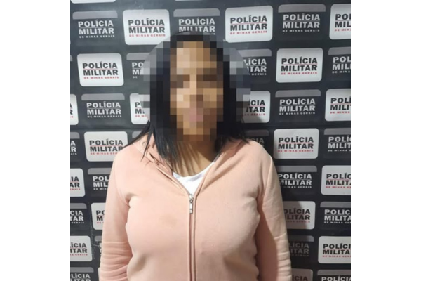 MULHER PROCURADA PELA JUSTIÇA É PRESA EM BAR NO CENTRO DE FRUTAL DURANTE OPERAÇÃO CONJUNTA ENTRE POLÍCIAS DE MG E GO