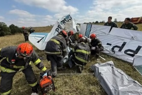 AVIÃO CAI EM SÃO JOSÉ DO RIO PRETO E MATA INSTRUTOR E ALUNO DURANTE TREINAMENTO