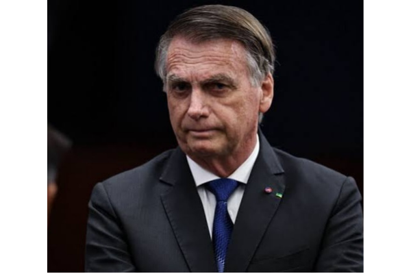 STF DETERMINA USO DE TORNOZELEIRA ELETRÔNICA E RESTRIÇÕES A BOLSONARO EM NOVA OPERAÇÃO DA PF
