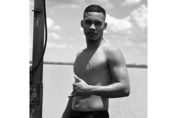 JOVEM DE 19 ANOS MORRE EM COLISÃO ENTRE CARRO E CARRETA NA RODOVIA SPA 453/326, EM BARRETOS