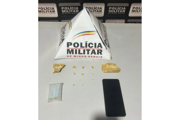 HOMEM É PRESO POR TRÁFICO DE DROGAS NA RUA OLÍMPIA GONÇALVES DE MELO EM FRUTAL
