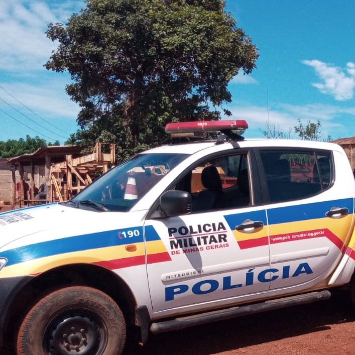 CRIMINOSOS SE PASSAM POR POLICIAIS E ROUBAM R$ 70 MIL EM DEFENSIVOS AGRÍCOLAS EM CAMPO FLORIDO