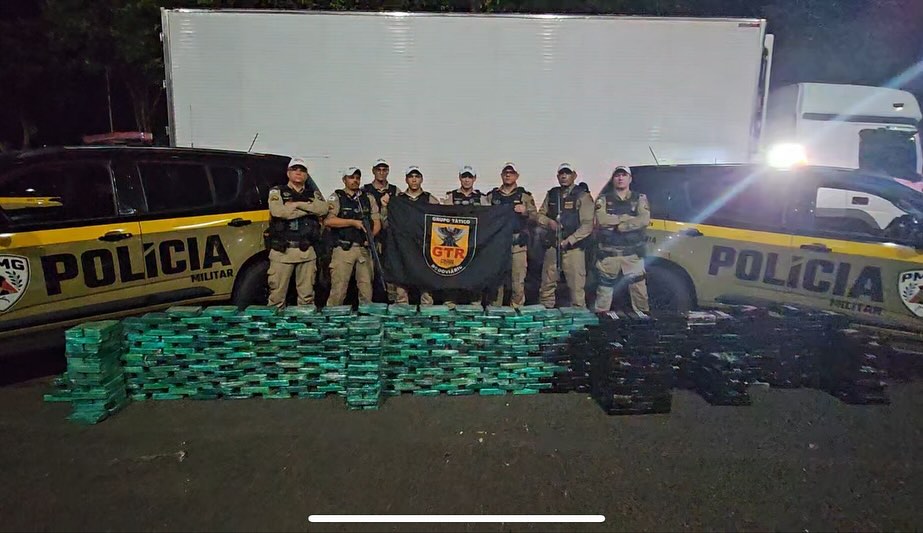 POLÍCIA MILITAR RODOVIÁRIA APREENDE MAIS DE MEIA TONELADA DE COCAÍNA EM CAMPINA VERDE