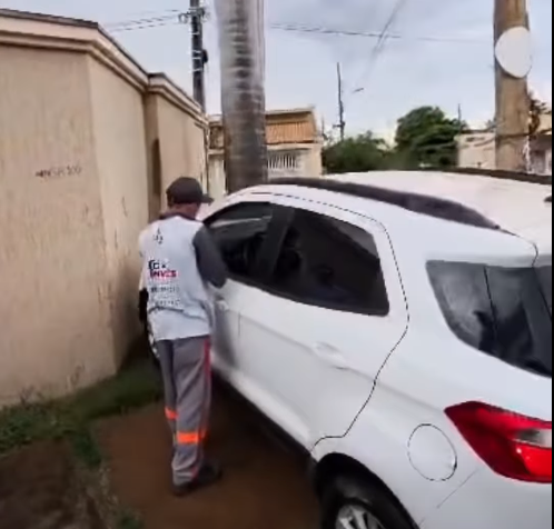 CONDUTORA EMBRIAGADA CAUSA MÚLTIPLAS COLISÕES NA AV. BRASÍLIA E FOGE DO HOSPITAL EM FRUTAL