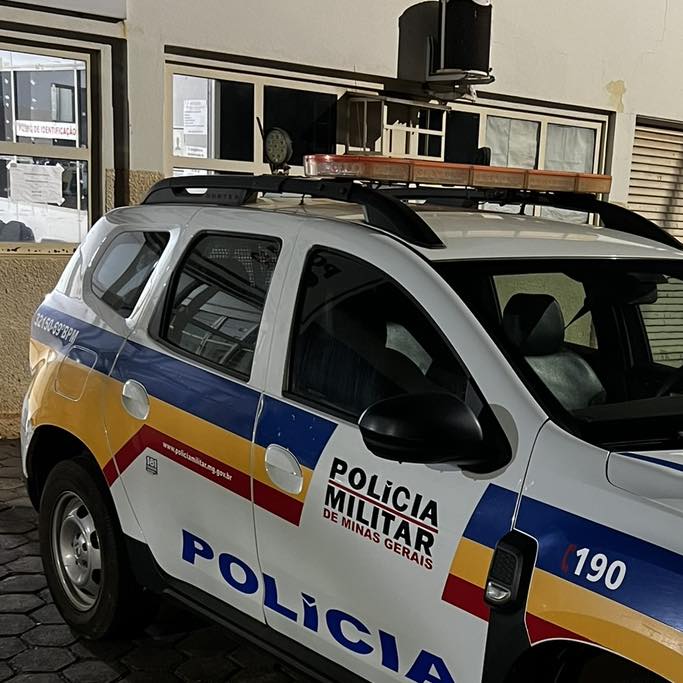 CRIANÇA É ATROPELADA ENQUANTO BRINCAVA NA RUA; MOTOCICLISTA NÃO ERA HABILITADO E FOI PRESO POR LESÃO CORPORAL CULPOSA