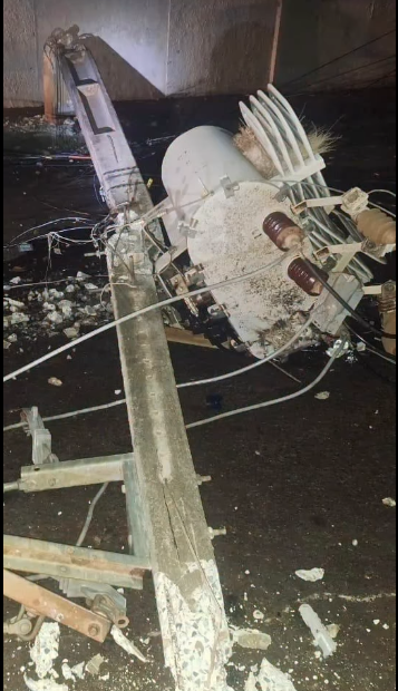 QUEDA DE ÁRVORE DERRUBA POSTE E DEIXA BAIRRO PRINCESA ISABEL SEM ENERGIA EM FRUTAL