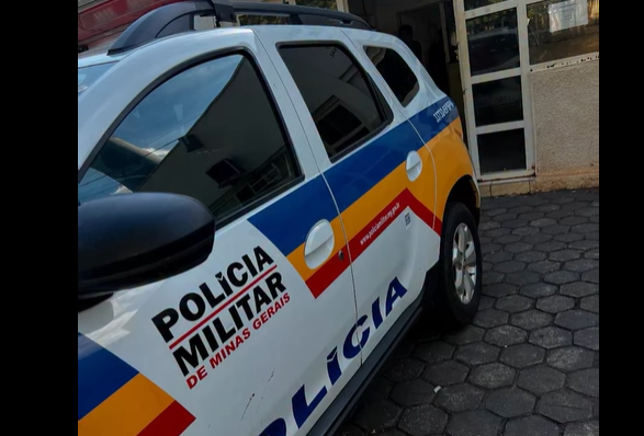 POLÍCIA MILITAR ENCONTRA PÉ DE MACONHA EM FRUTAL APÓS DENÚNCIA VINDA DE UBERABA