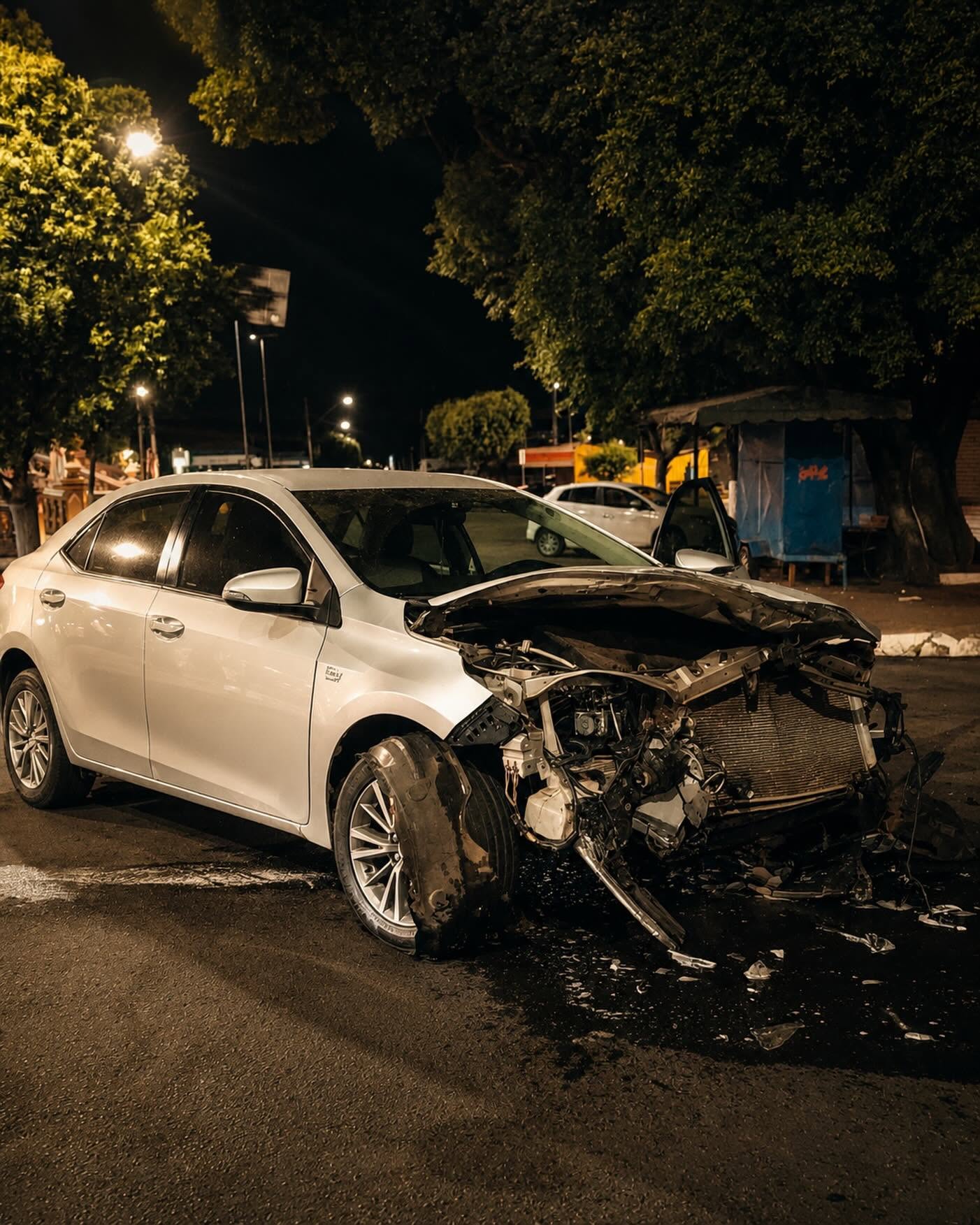ACIDENTE DE TRÂNSITO NA PRAÇA DA MATRIZ