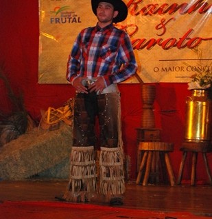 Escolha da Rainha da Expô Frutal 2012-167