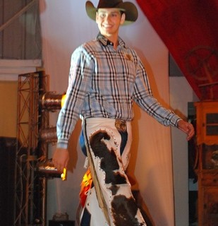 Escolha da Rainha da Expô Frutal 2012-212