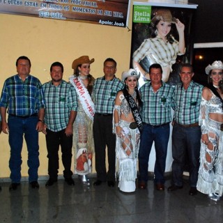 Escolha da Rainha da Expô Frutal 2012-219