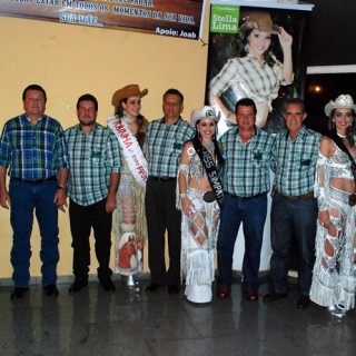 Escolha da Rainha da Expô Frutal 2012-220