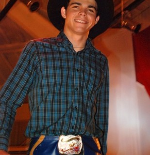 Escolha da Rainha da Expô Frutal 2012-231