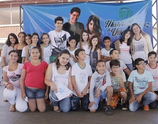 Mateus Ferraz E Vitória - Projeto Escola 2014-120