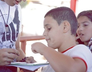 Mateus Ferraz E Vitória - Projeto Escola 2014-45