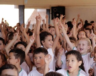 Mateus Ferraz E Vitória - Projeto Escola 2014-46