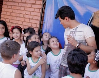 Mateus Ferraz E Vitória - Projeto Escola 2014-83